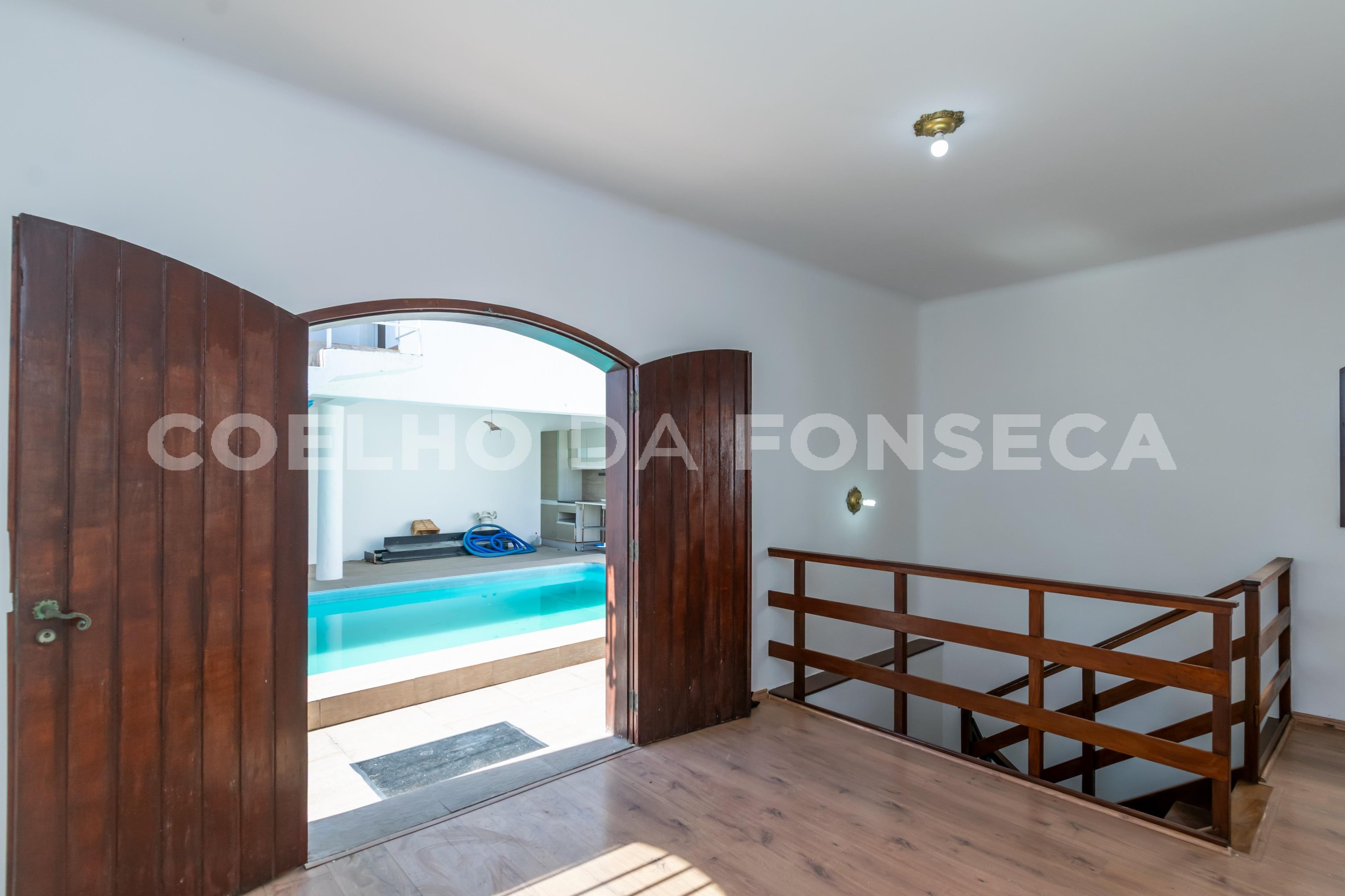 Sala (2)