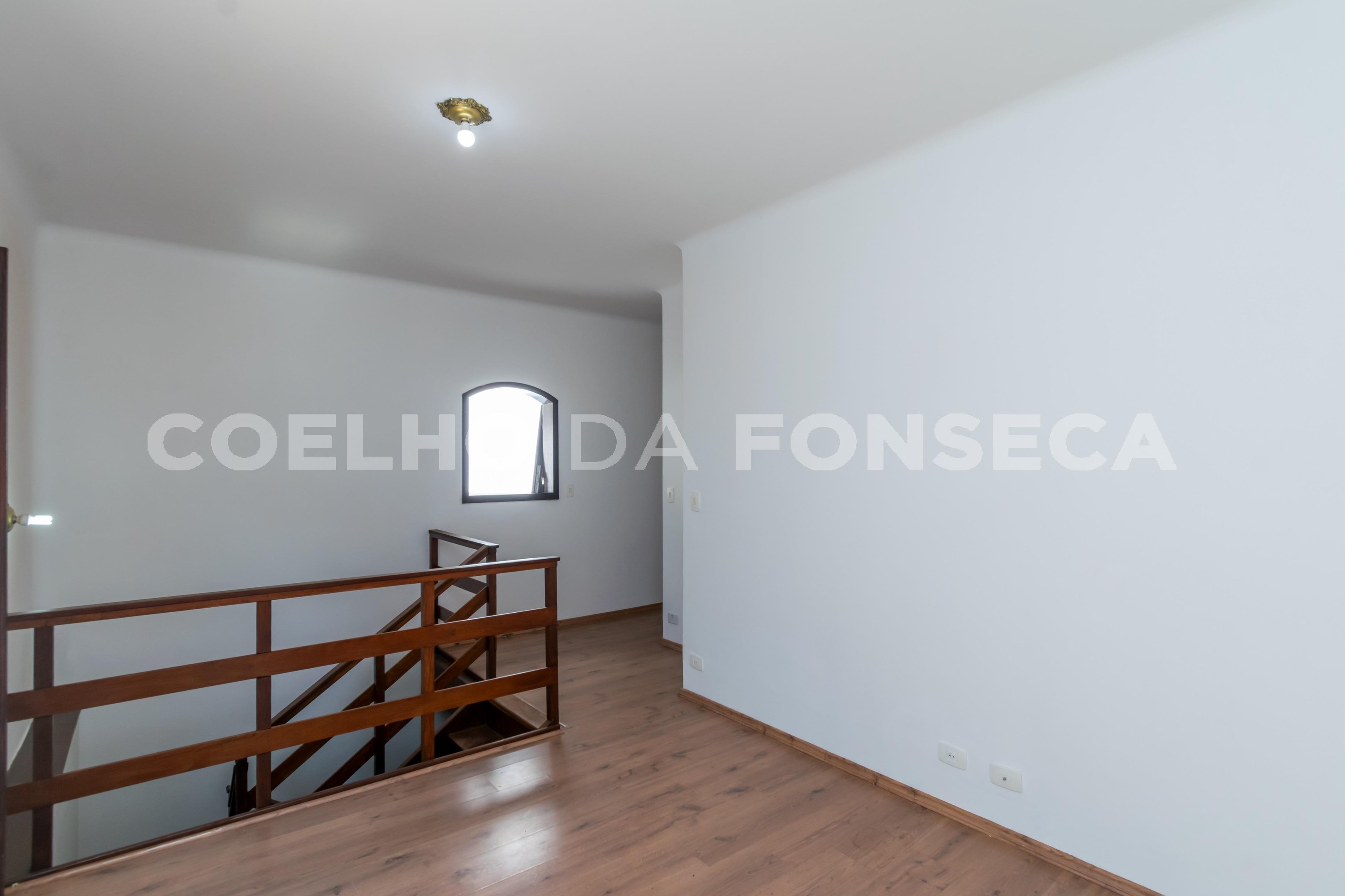 Sala (2)