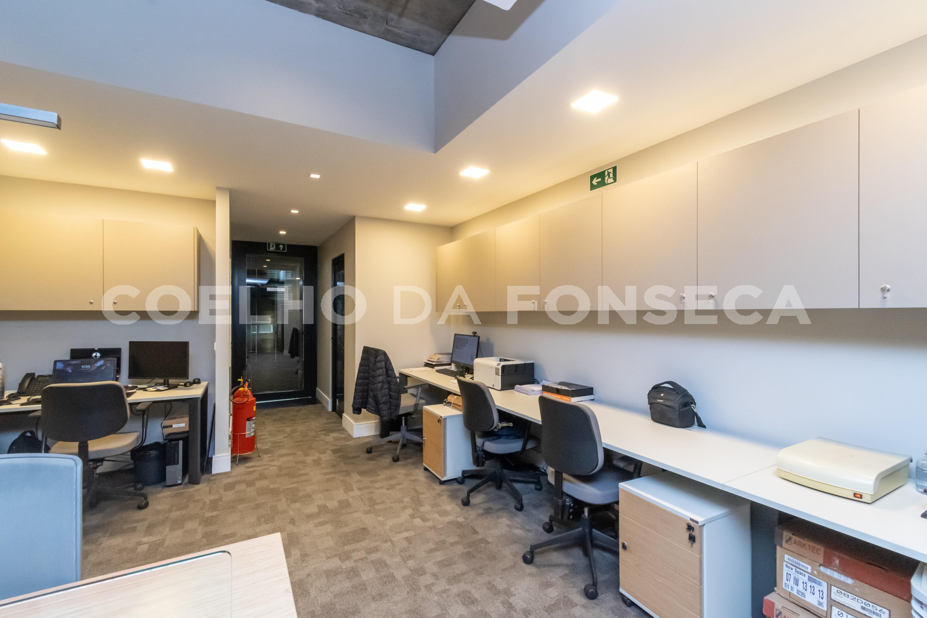 Sala (2)