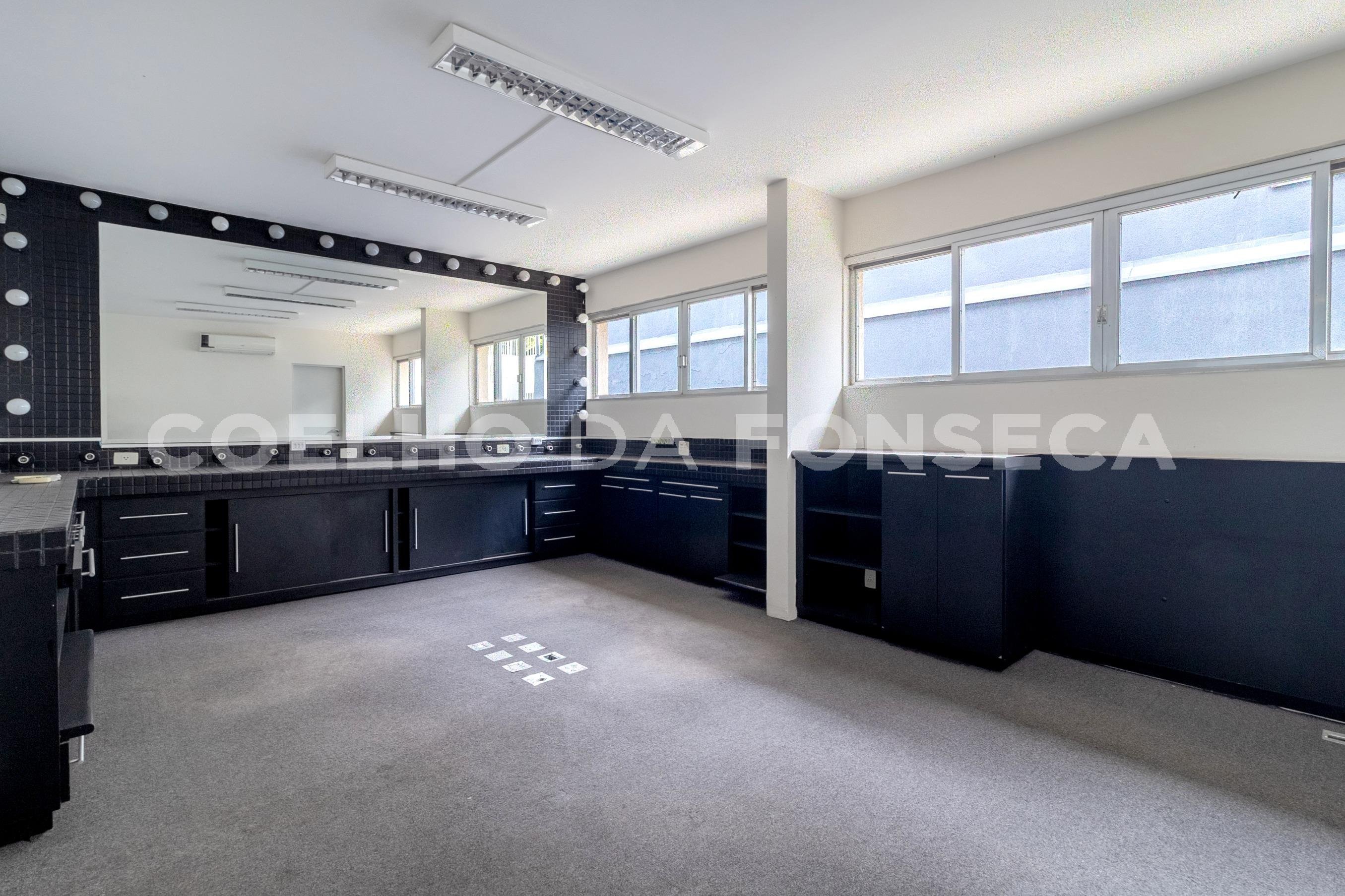 Sala (2)