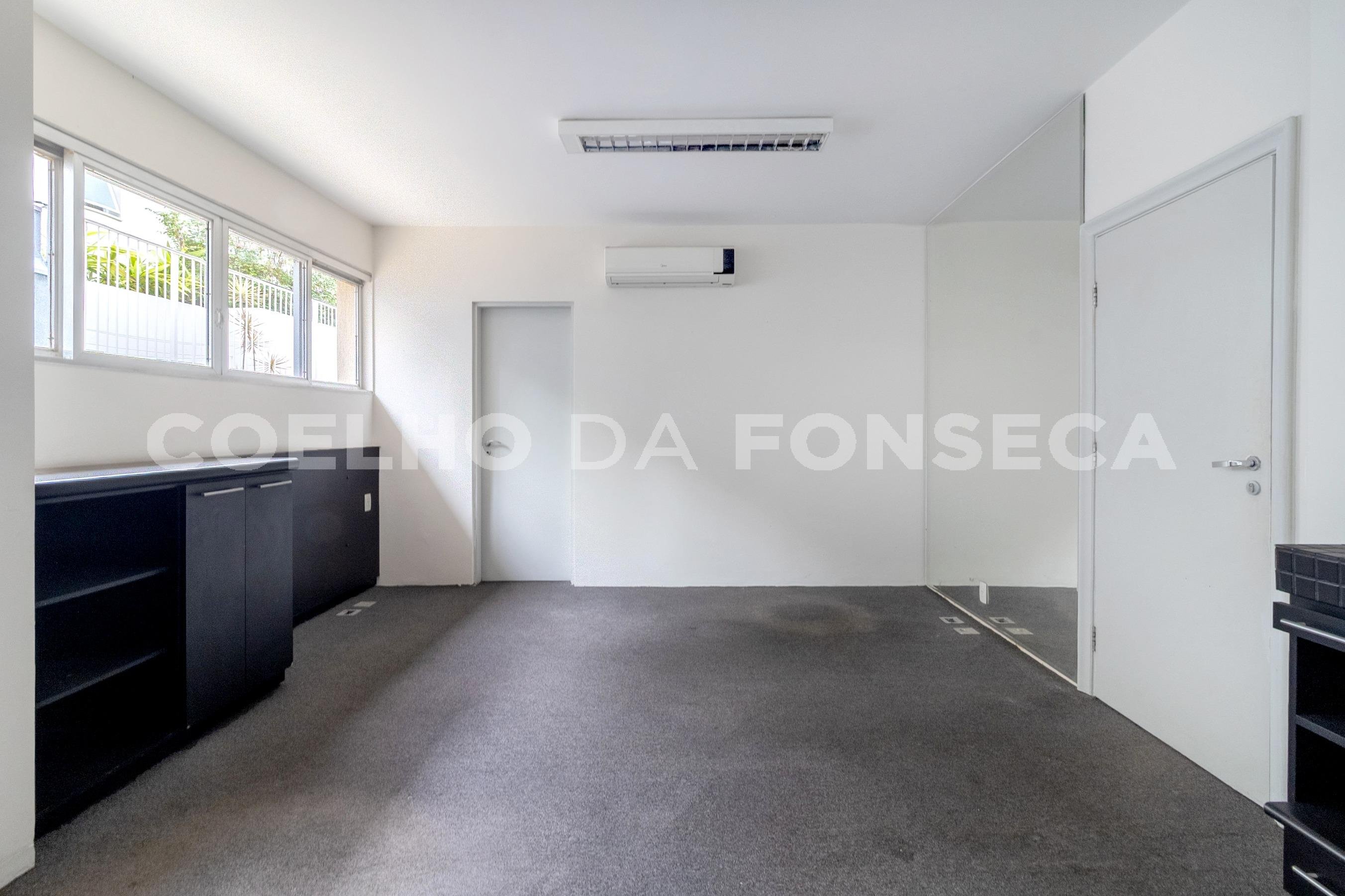 Sala (2)