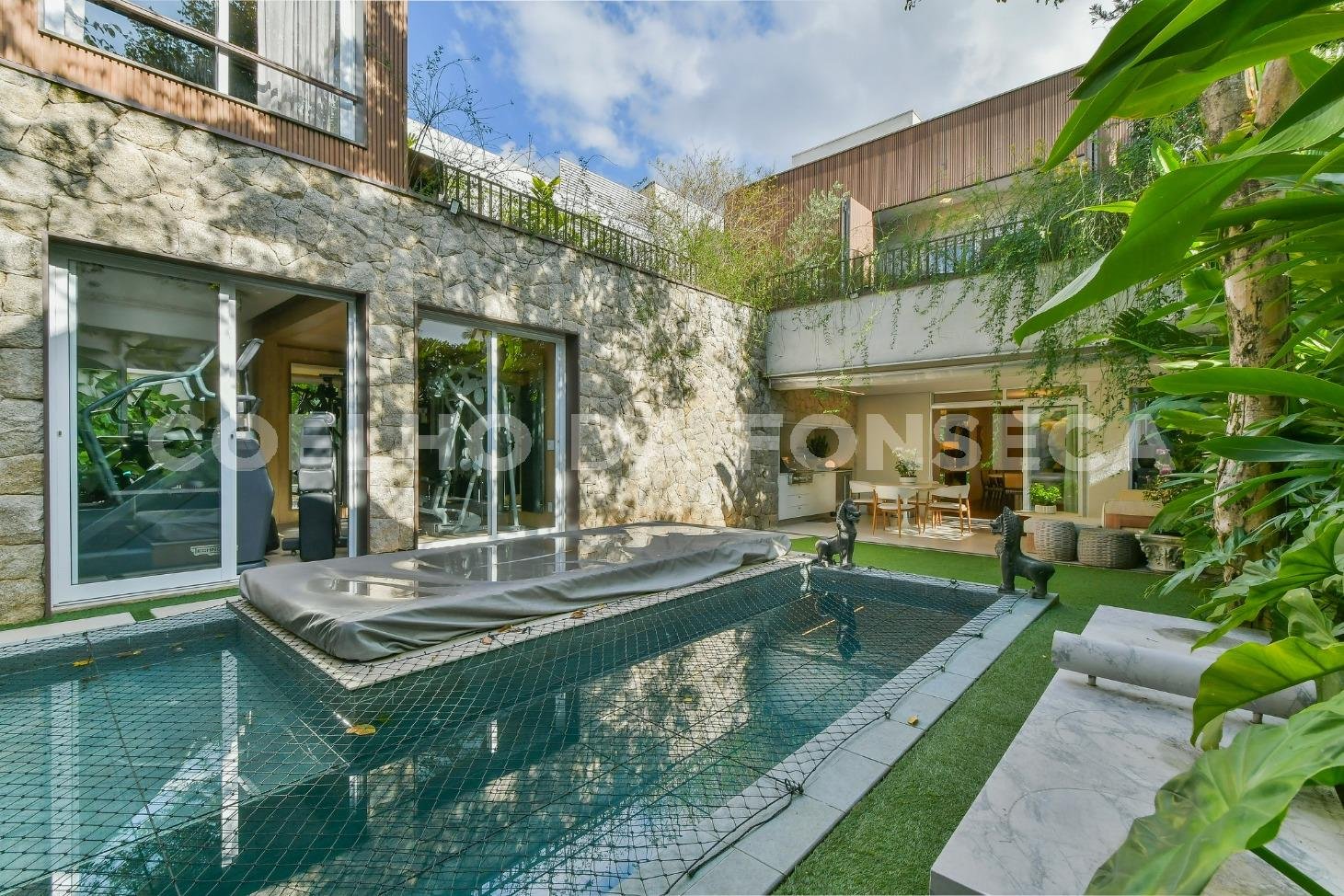 Piscina