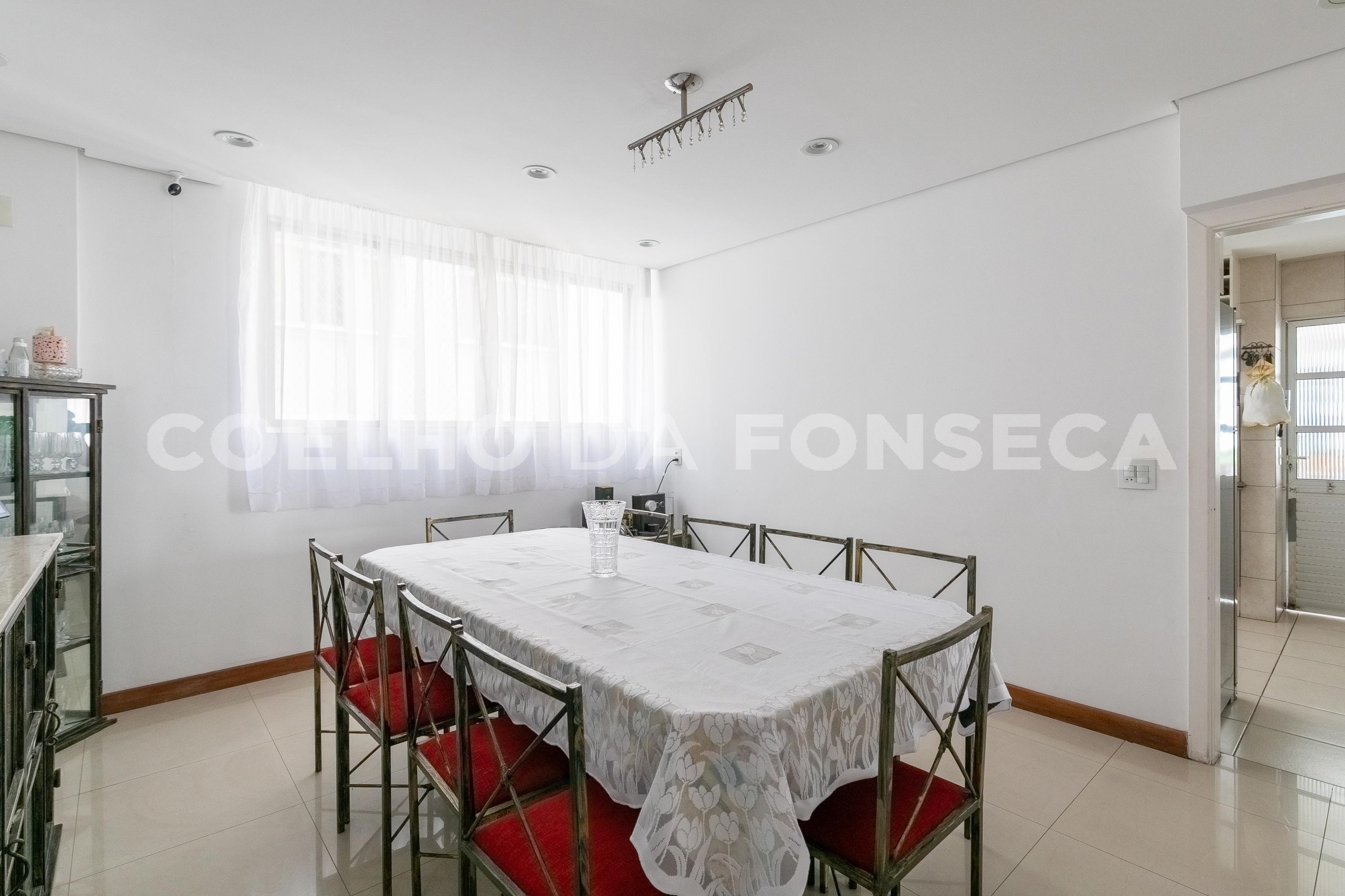 Sala (1)