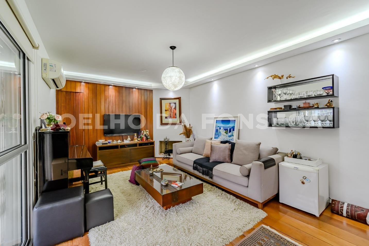 Sala (1)