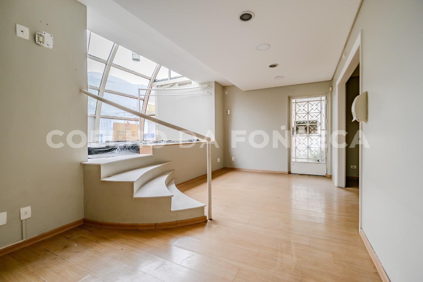 Sala (1)