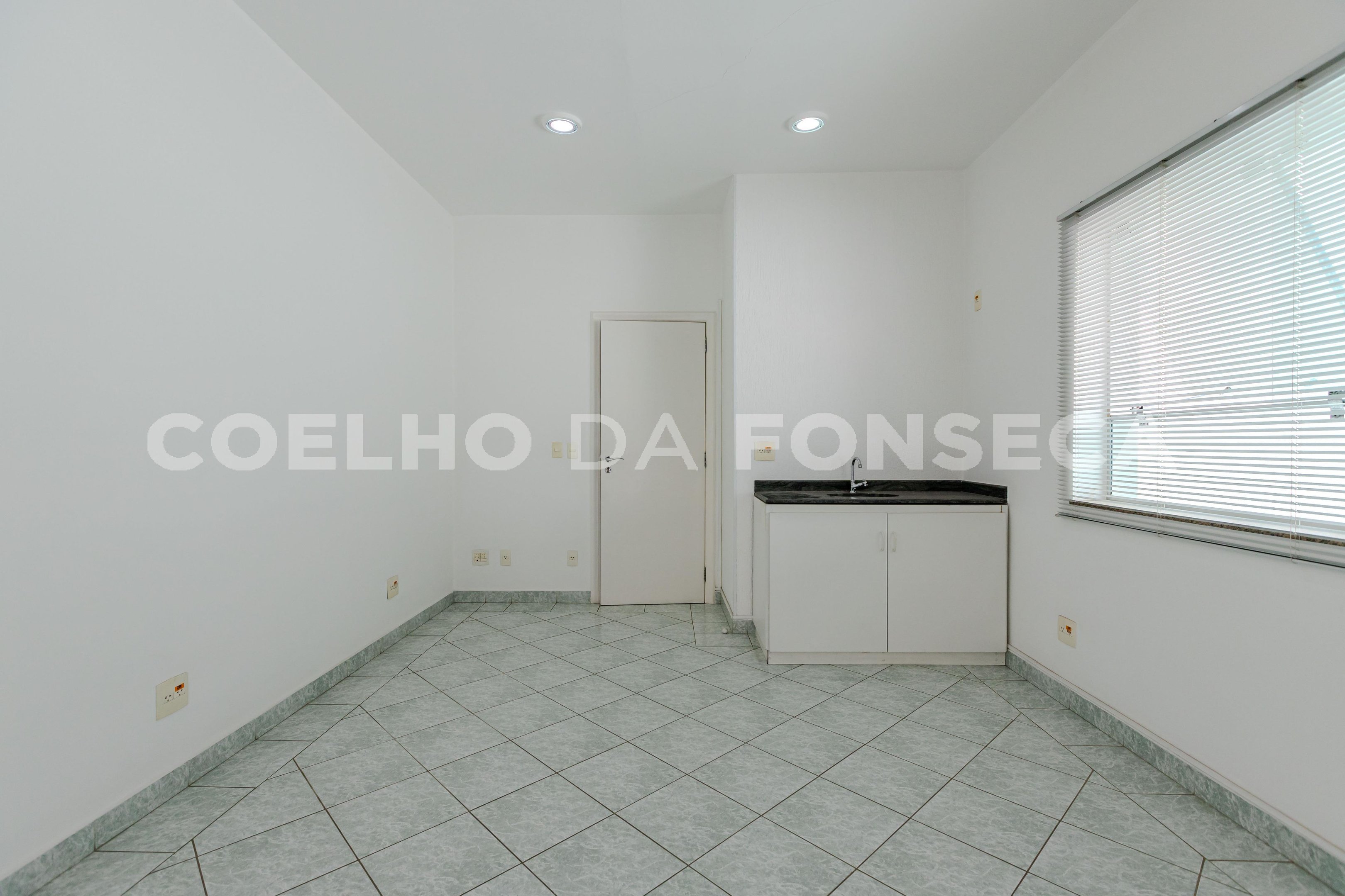Sala (2)