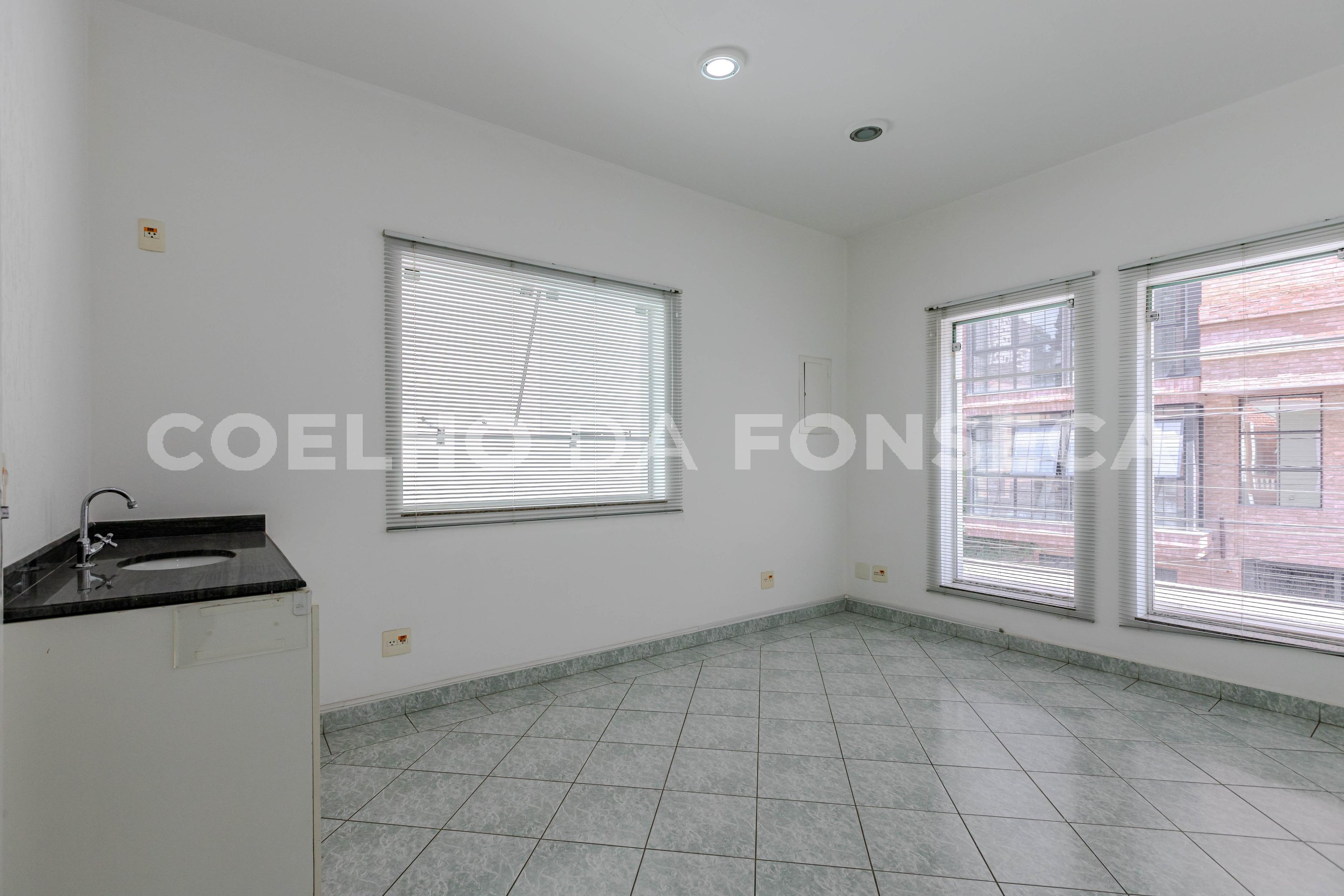 Sala (2)
