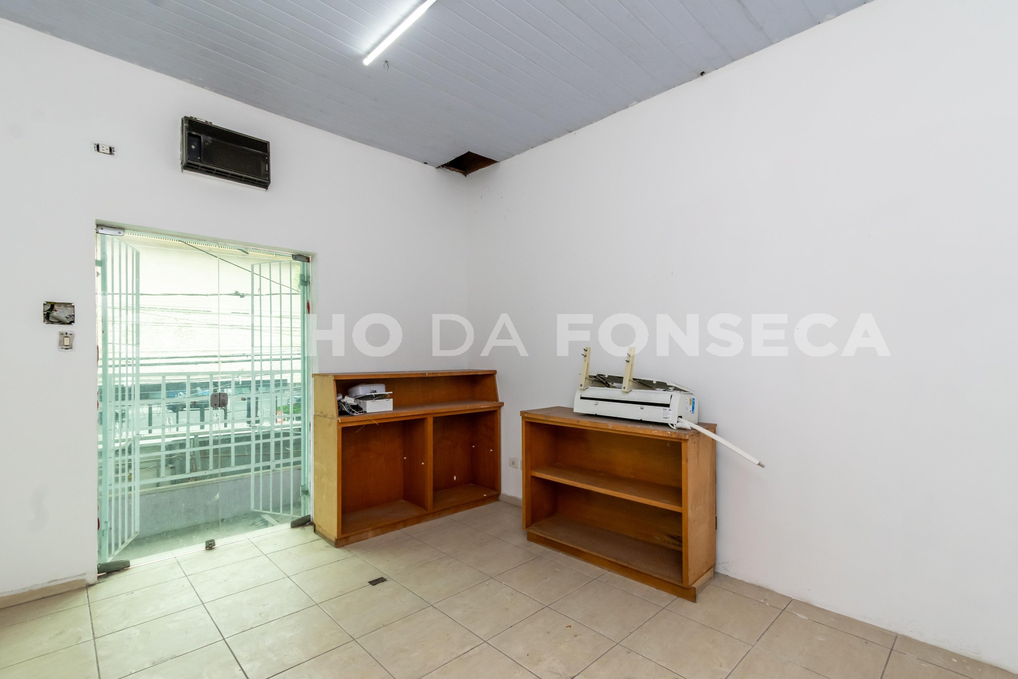 Sala (2)