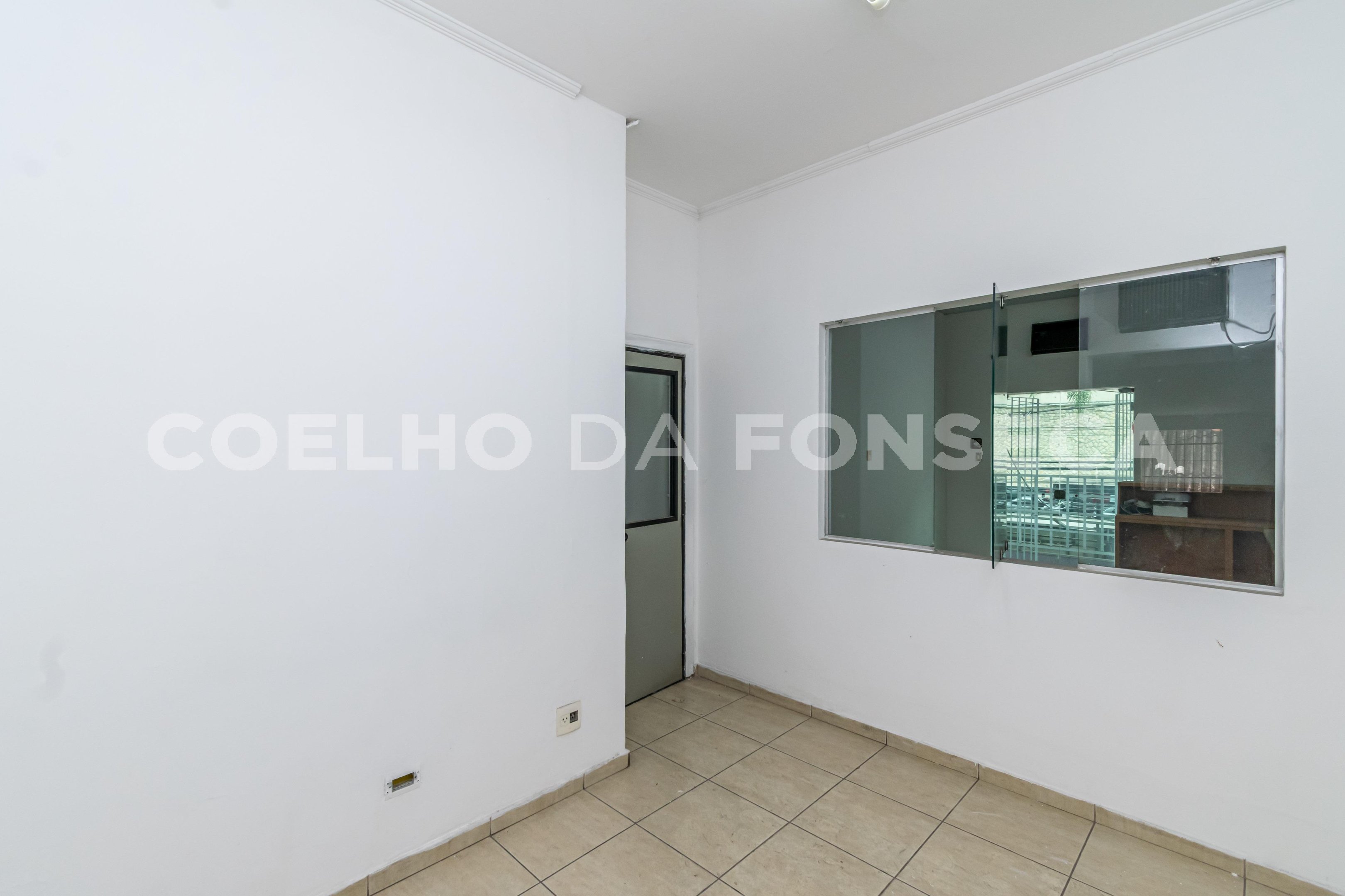 Sala (2)