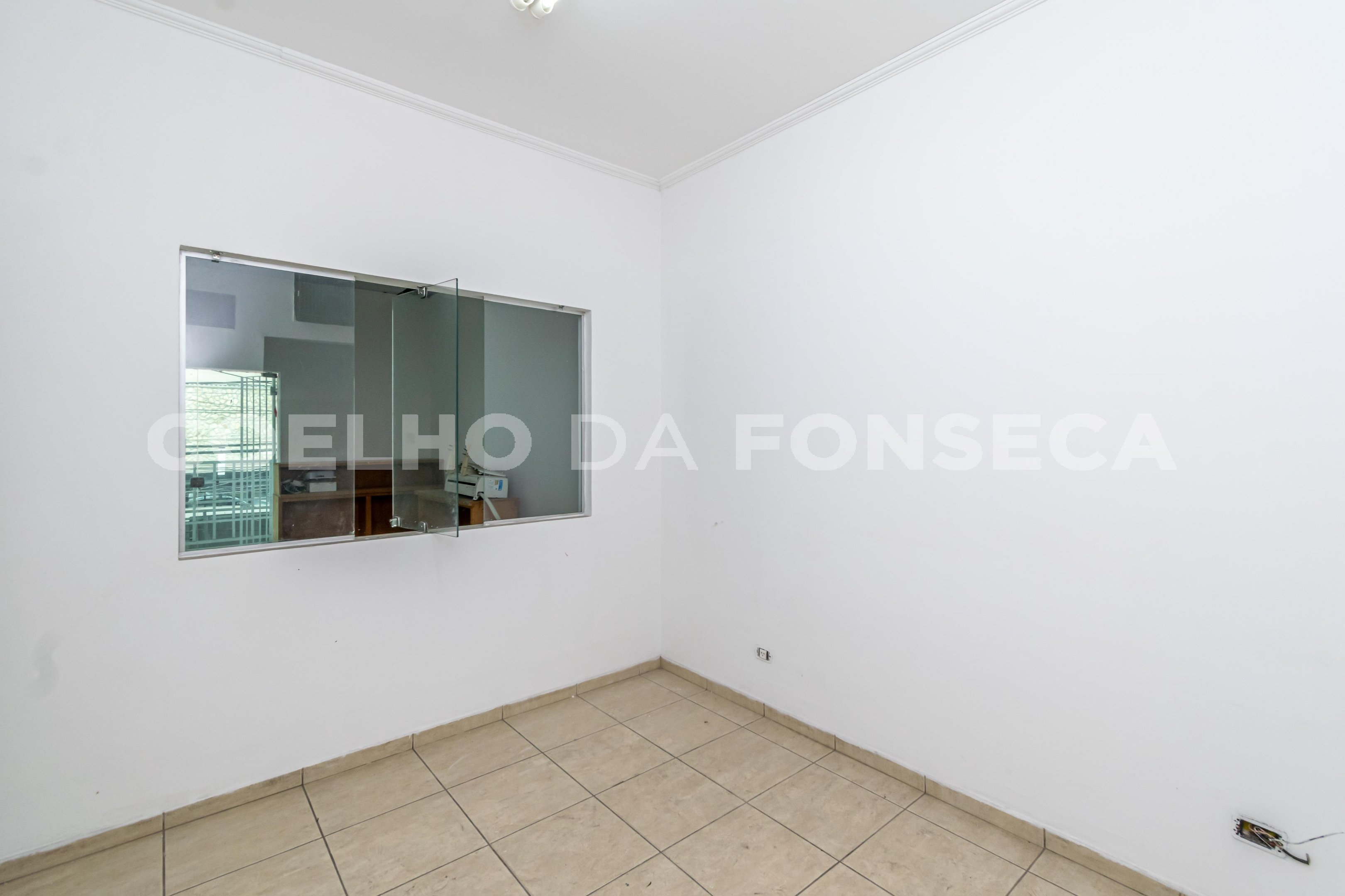 Sala (2)