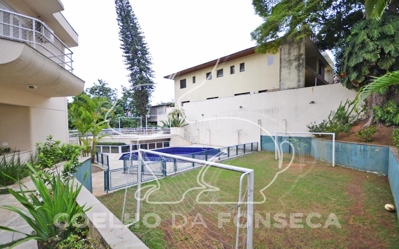 Quadra PoliEsportiva