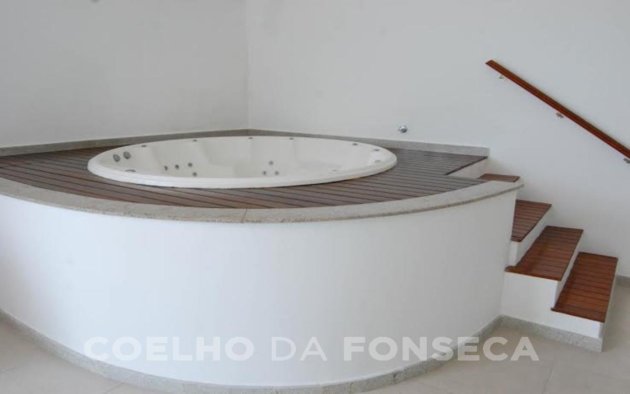 Jacuzzi