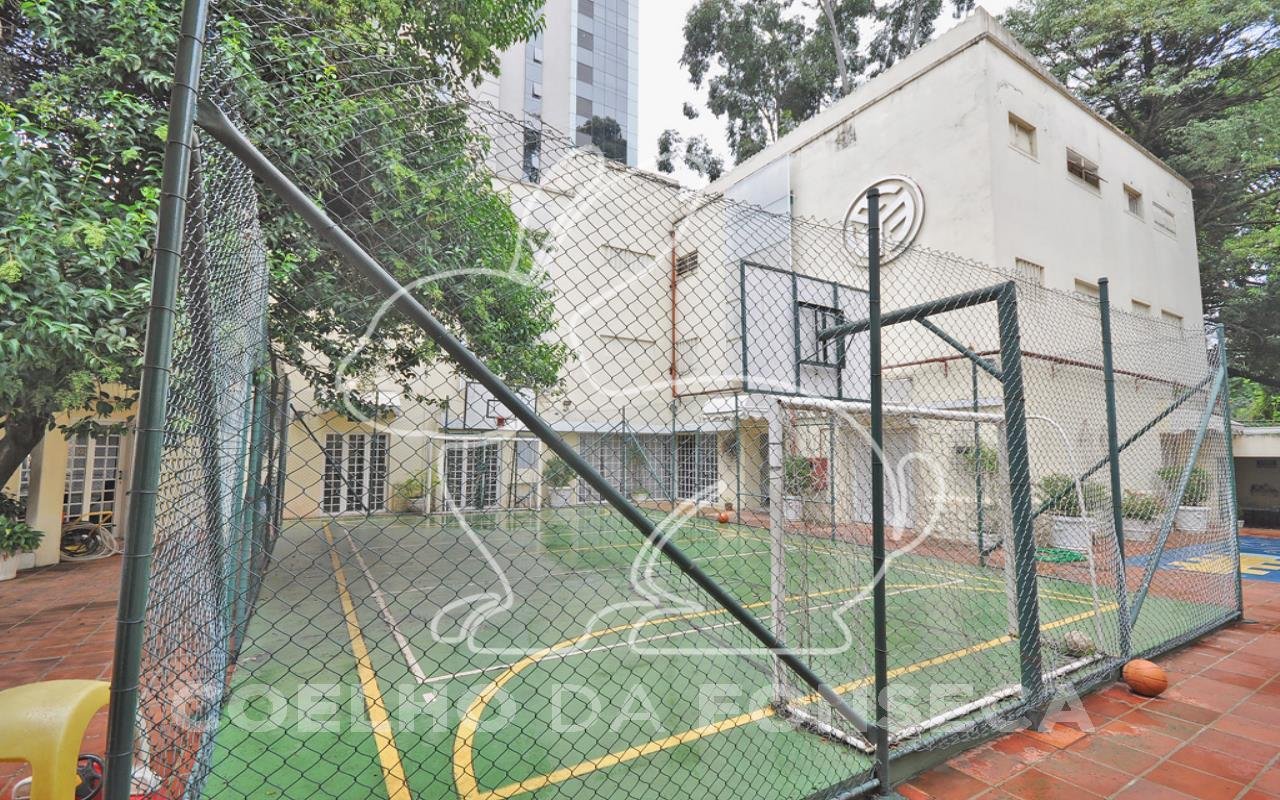 Quadra PoliEsportiva