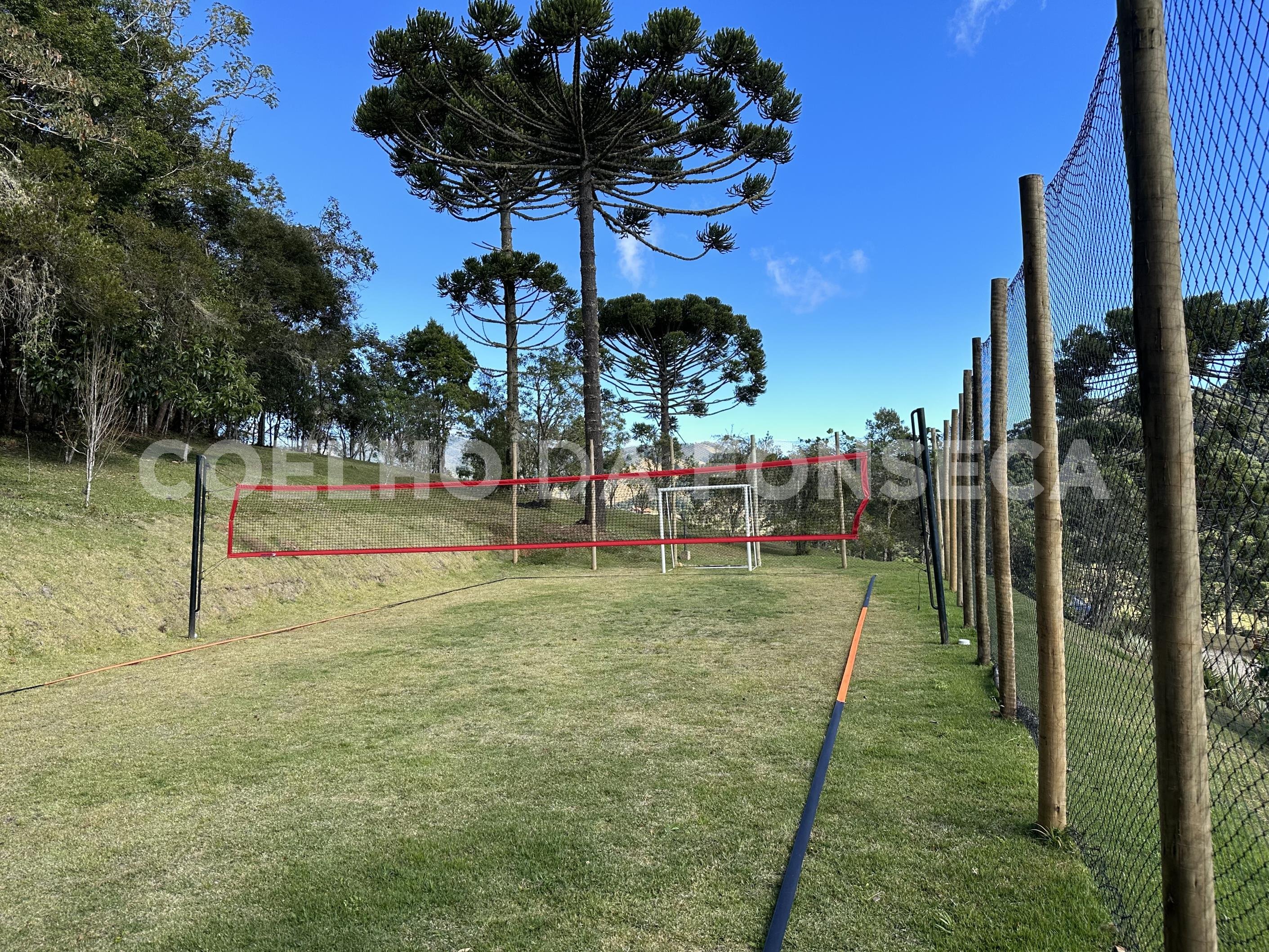 Quadra PoliEsportiva