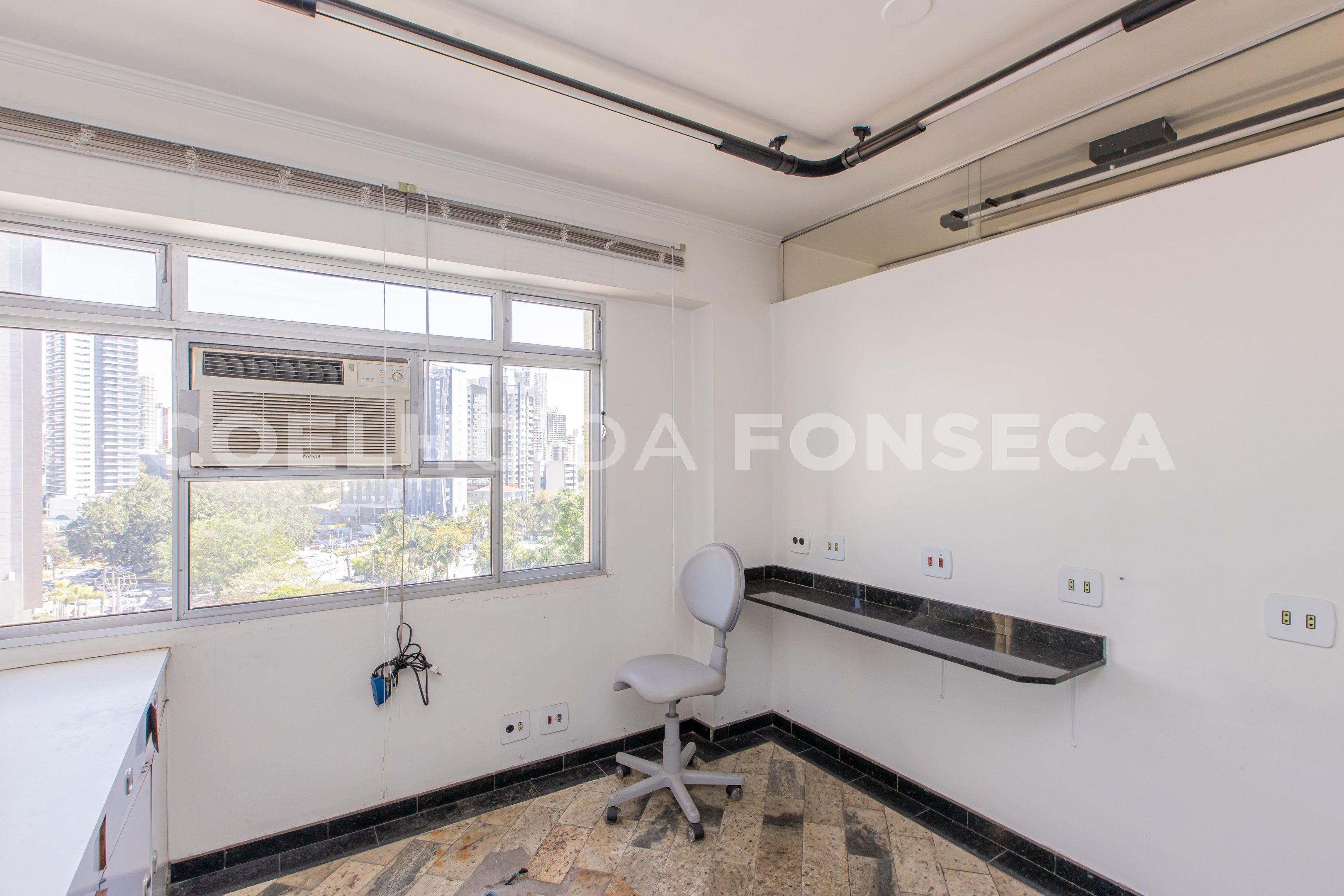 Sala Comercial 1