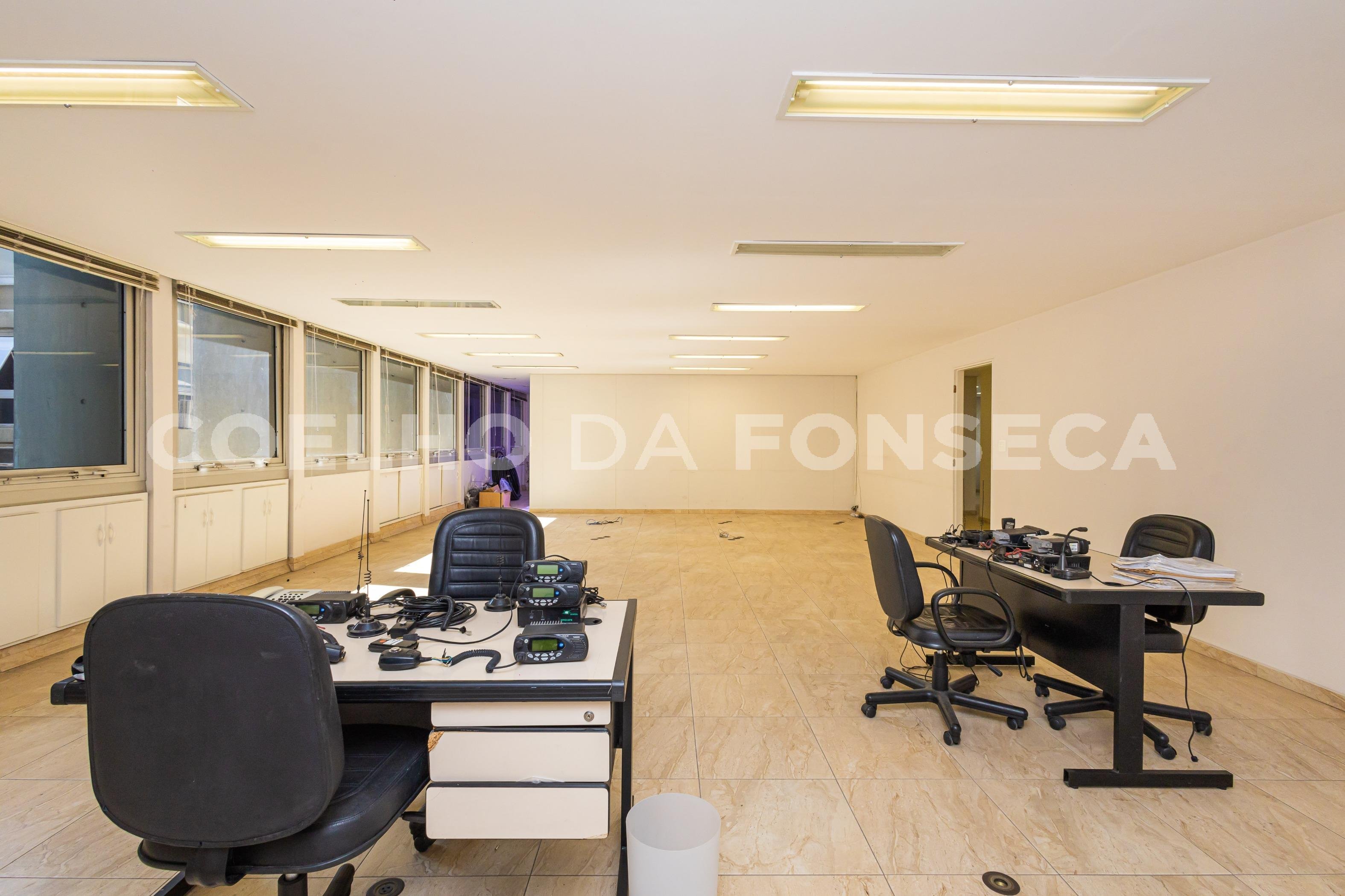 Conjunto Comercial 1