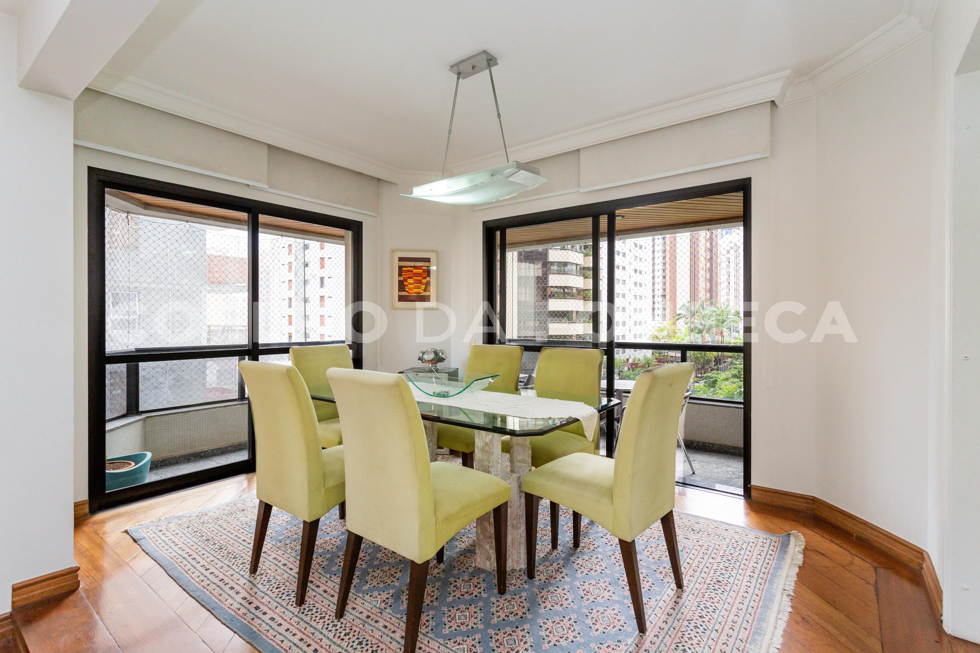 Sala de Estar e Jantar